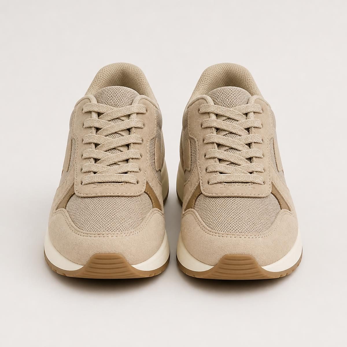 Photograph for the word „ципеле“ (shoes)