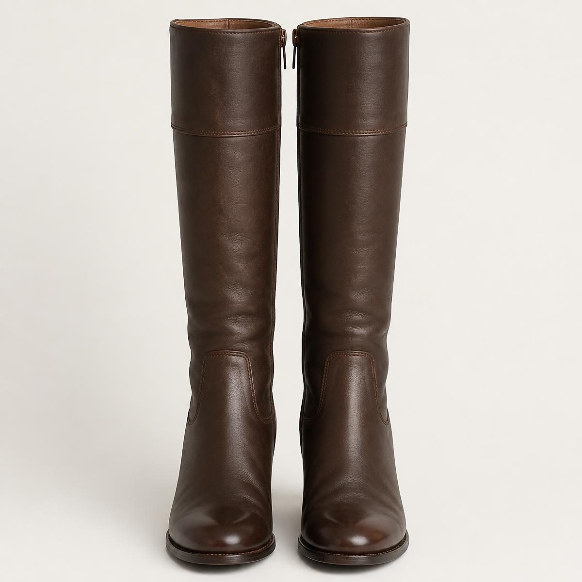 Photograph for the word „чизме“ (boots)