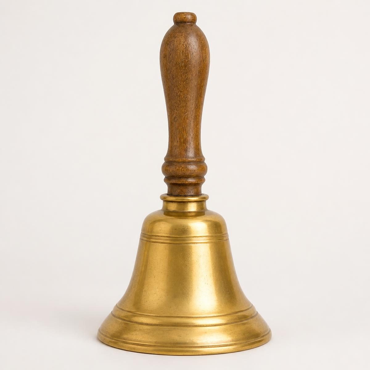 Photograph for the word „звоно“ (bell)