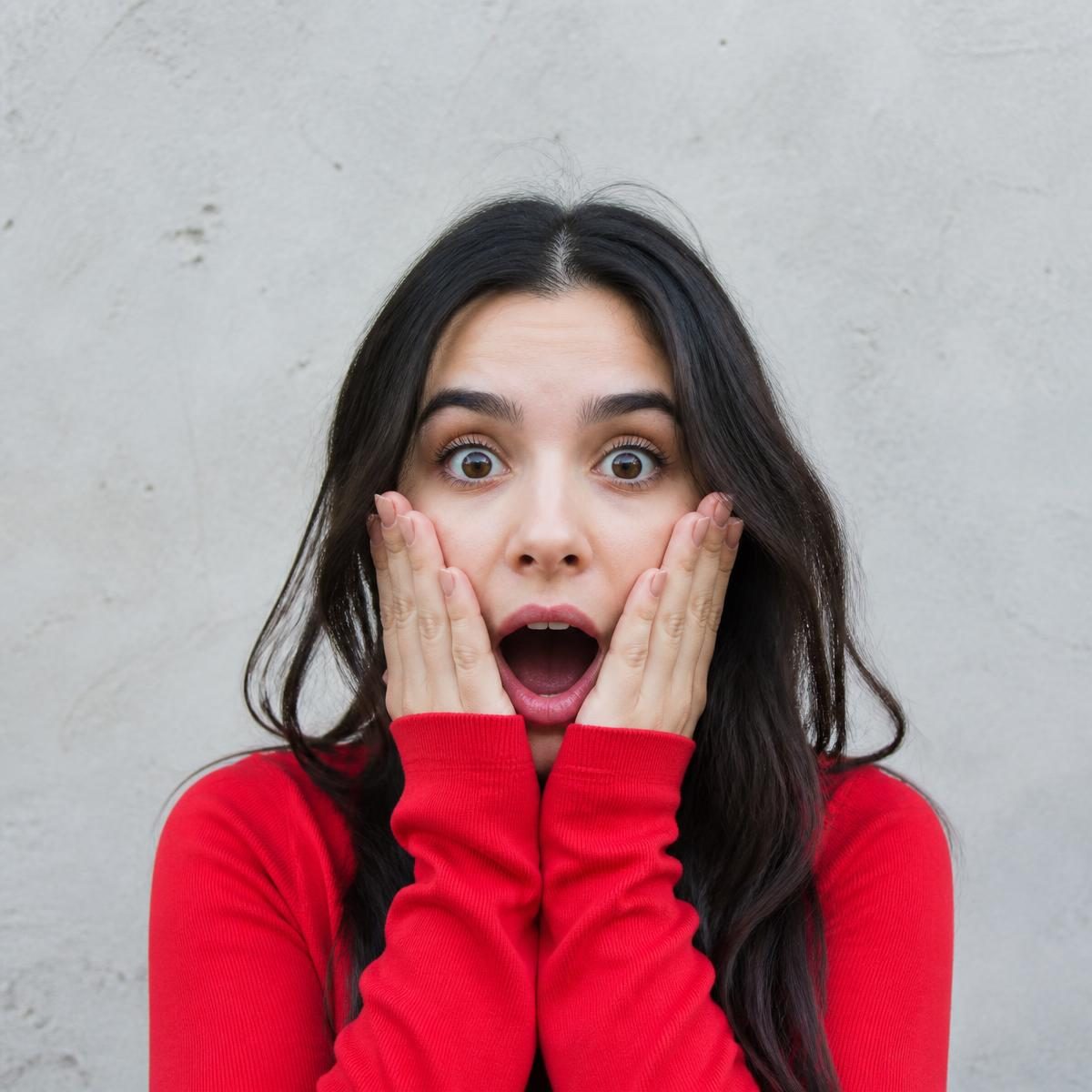 Photograph for the word „изненађен“ (surprised)