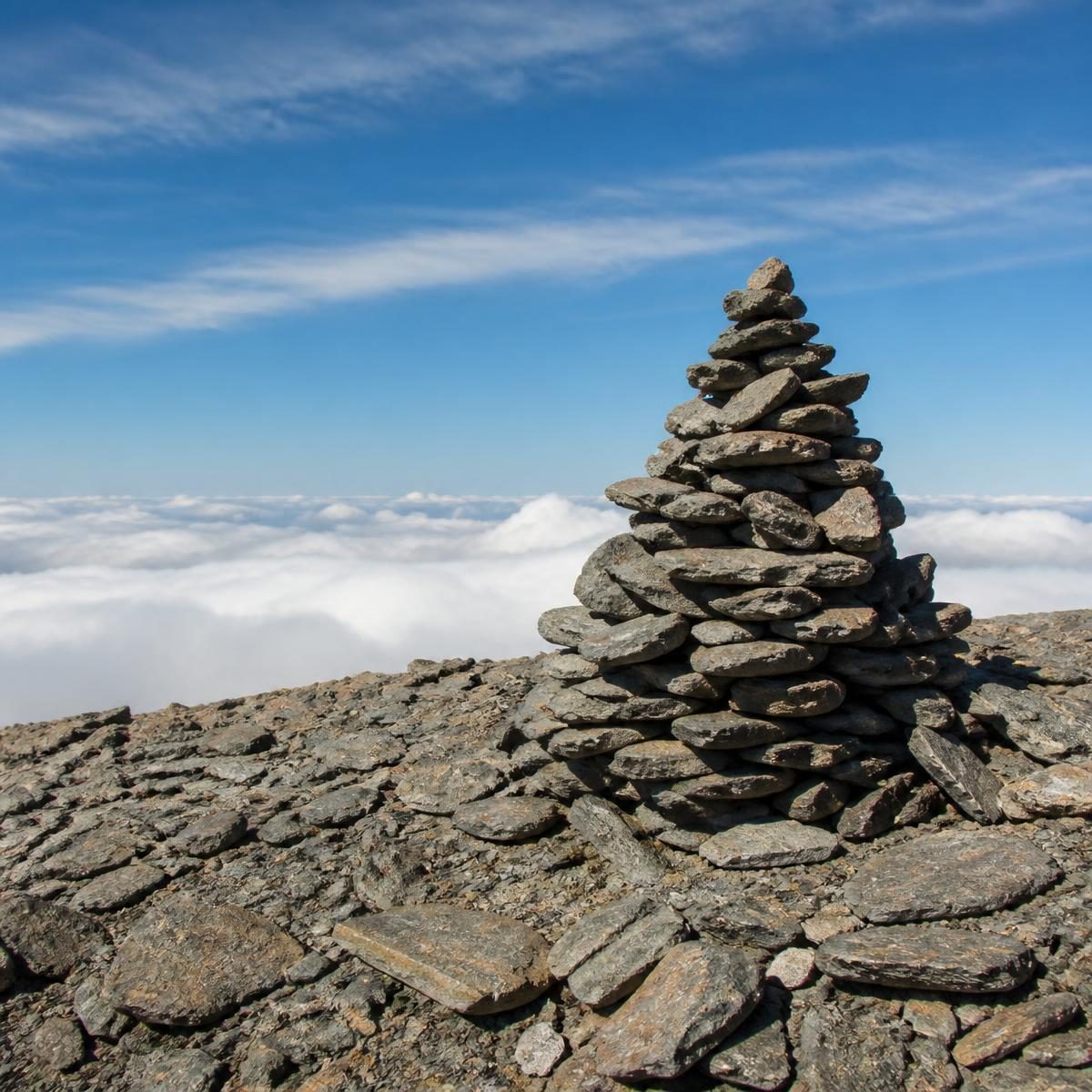 Photograph for the word „врх“ (peak, summit)