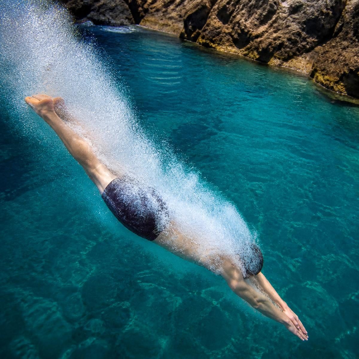 Photograph for the word „ронити“ (to dive)