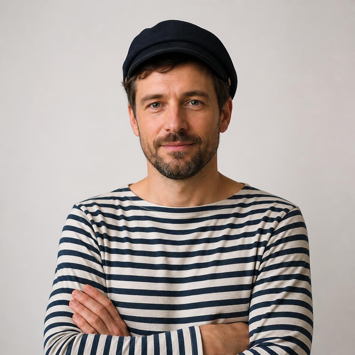 Photograph for the word „морнар“ (sailor)