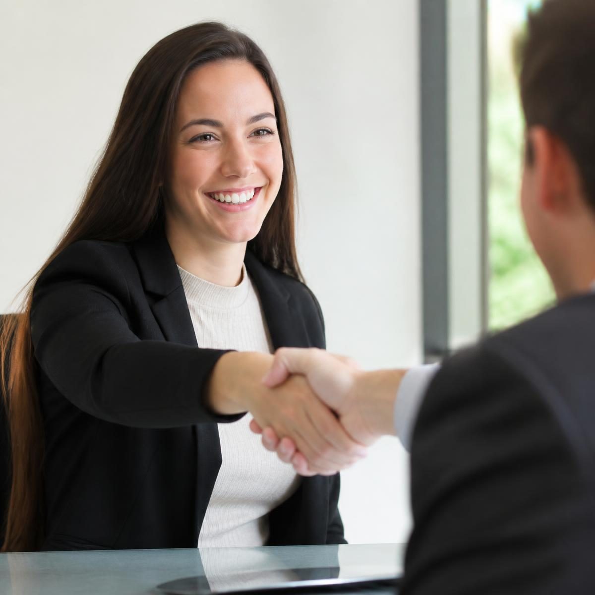 Photograph for the word „запослити се“ (to get hired, to find a job)