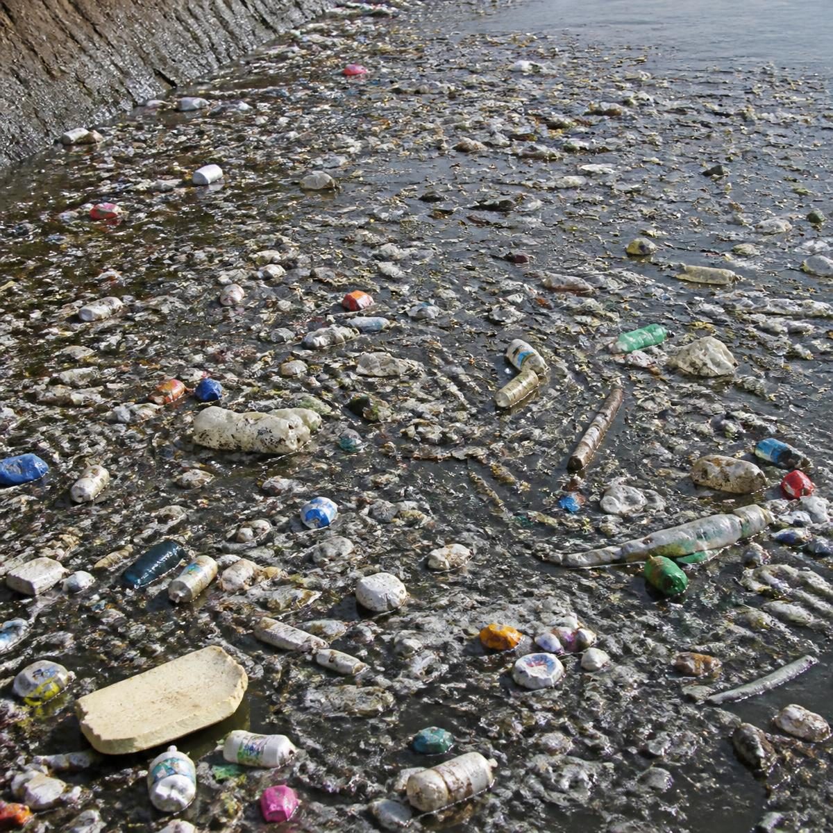 Photograph for the word „загађен“ (polluted)