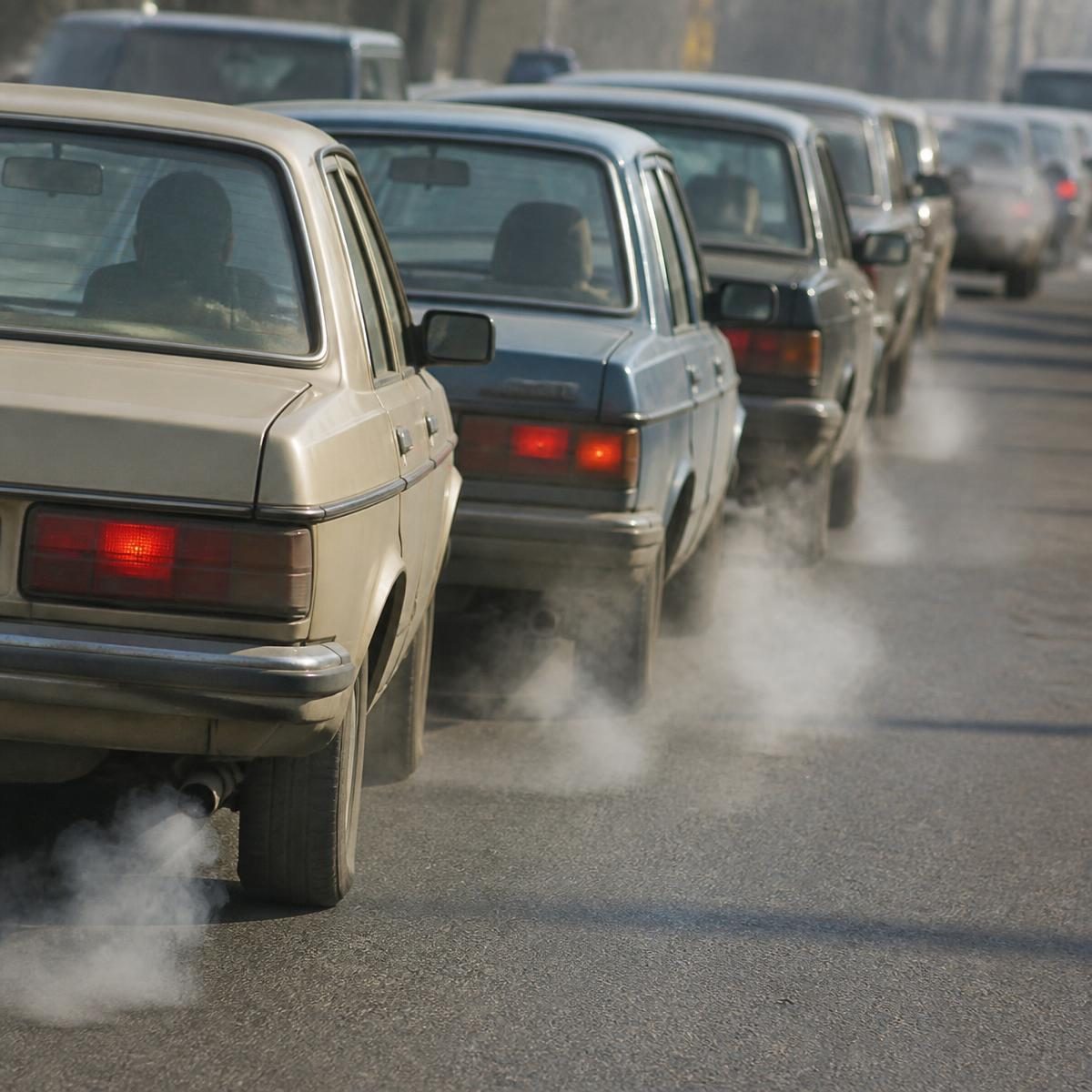 Photograph for the word „загађивати“ (to pollute (habitually))